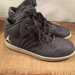 Men’s Nike Air Jordan 1 Flight 4 Prem Gray Size 12